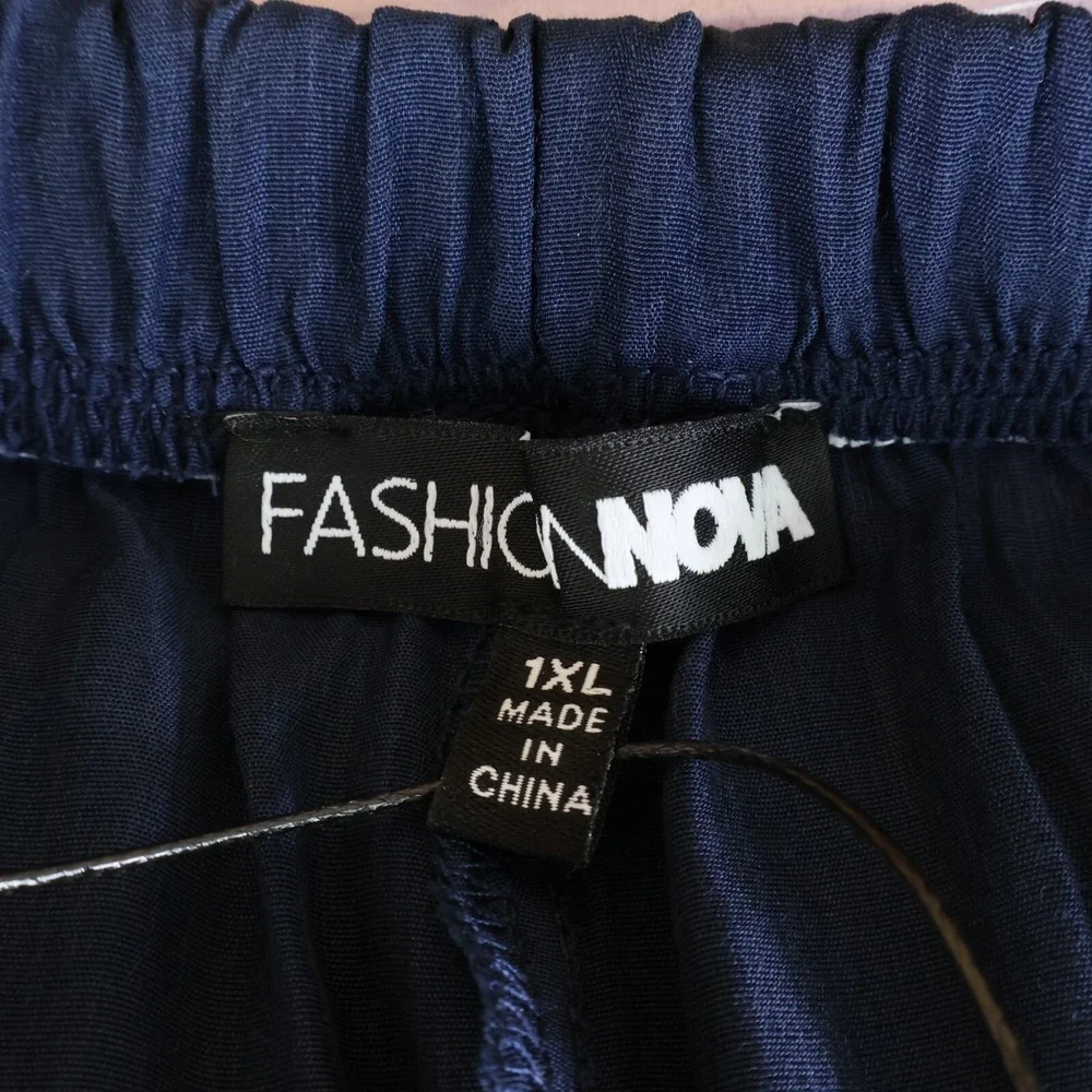 Fashion Nova Shorts Womens‎ Sz XL Dark Blue Stretch Waist Pockets Drawstring NWT